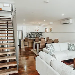 Aparthotel Byron Butter Factory