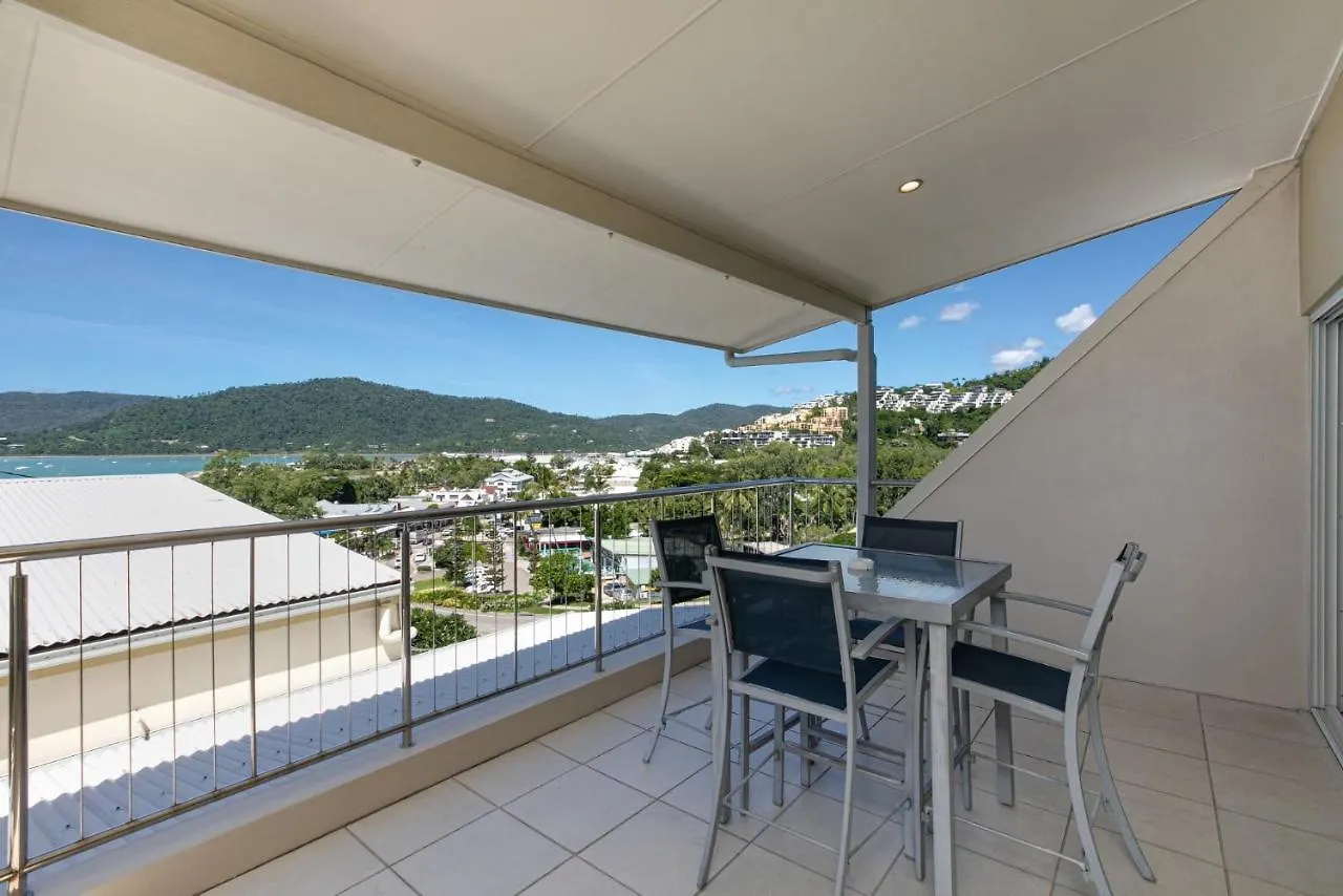 Waterview Airlie Beach 4*,