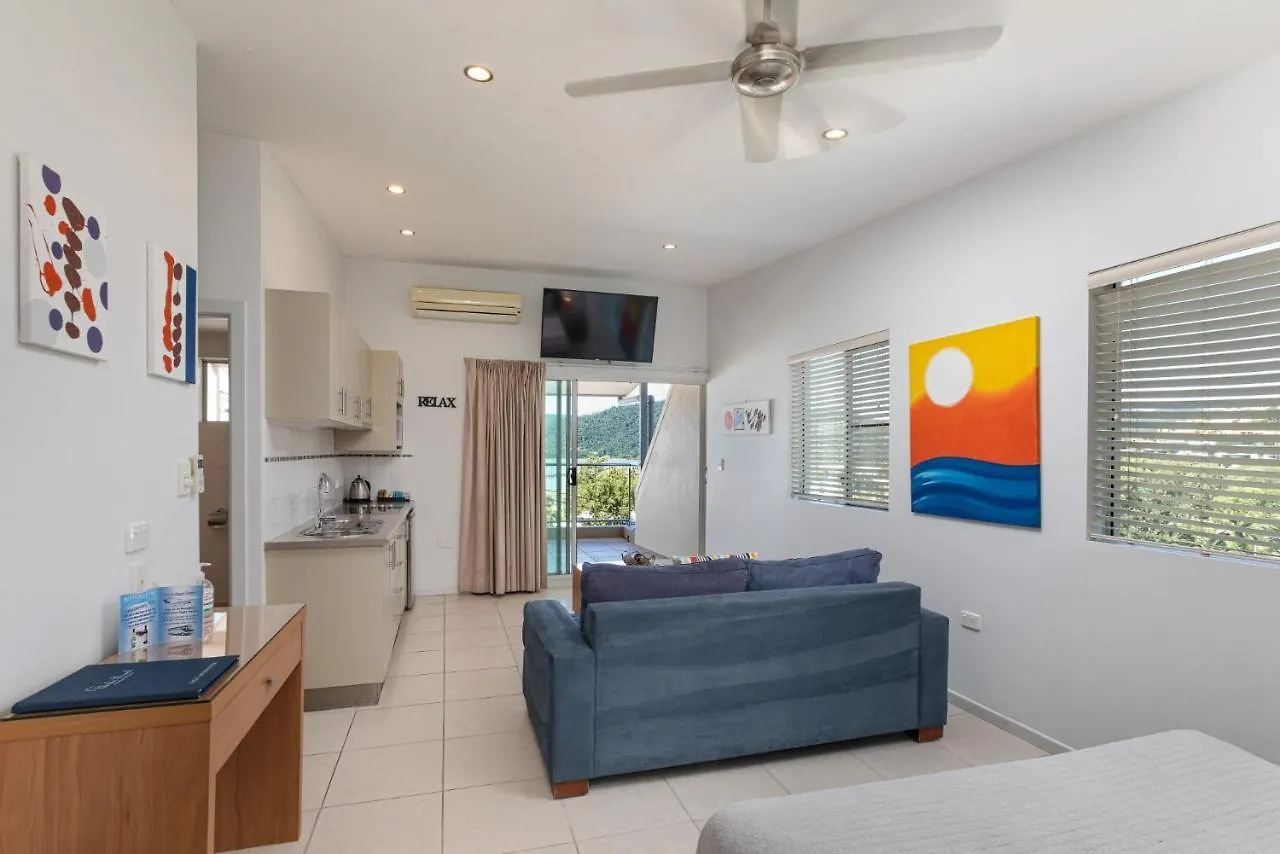 Waterview Airlie Beach 4*,